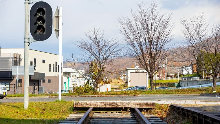 北海道本別町にある本別駅跡：旧ふるさと銀河線の本別駅跡は、現在「道の駅ステラほんべつ」として再開発され、鉄道の歴史を伝えています。